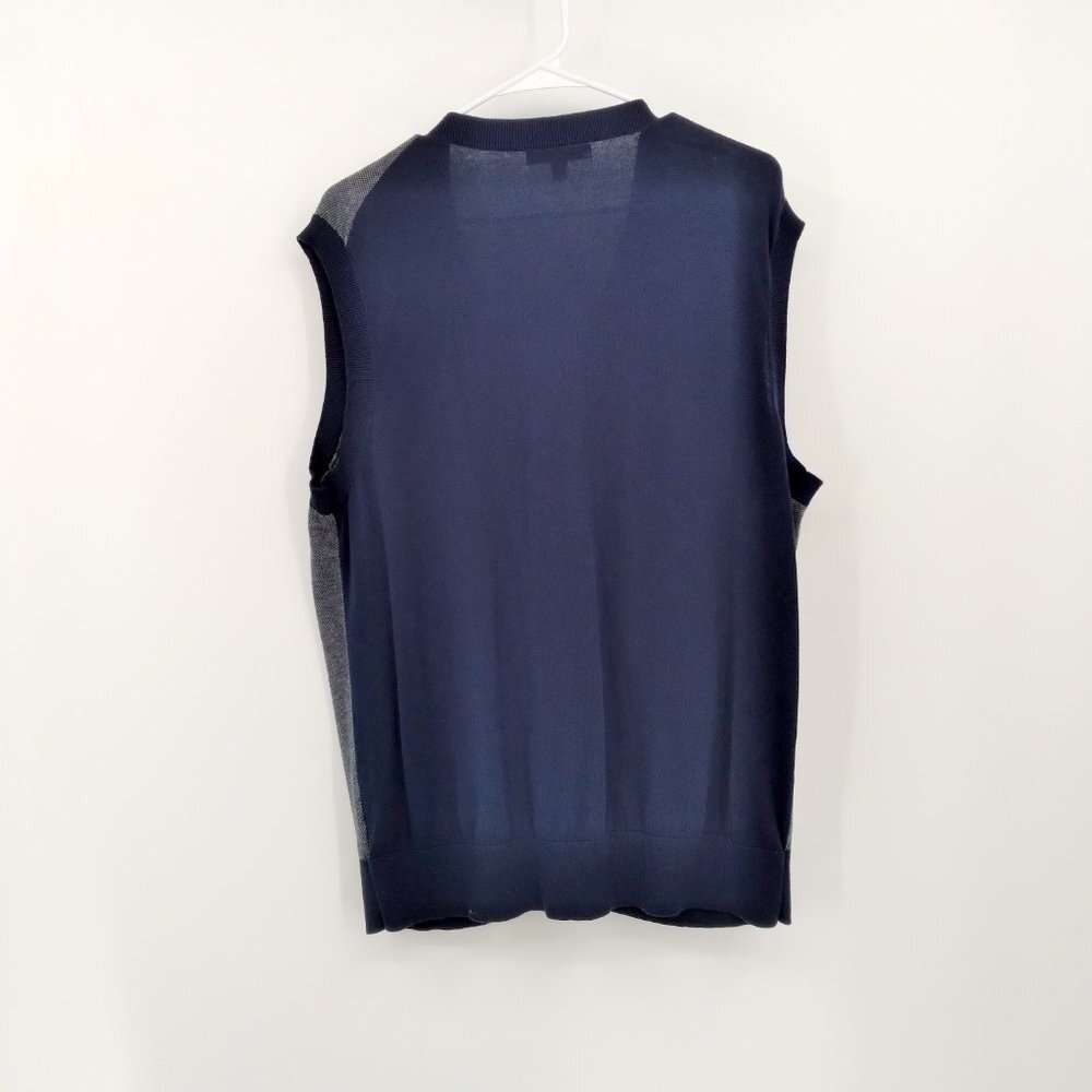 Banana Republic Sweater Vest - Picture 2 of 5